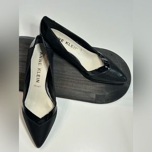 Anne Klein Iflex Kitten heel pumps shoe Sz 10M